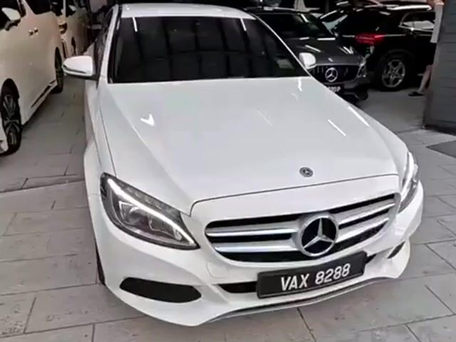 ON THE ROAD 2017 Mercedes Benz C180 1.6 TURBO (A) - 1
