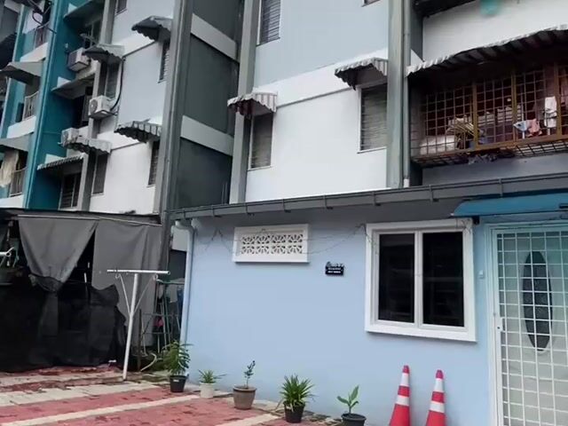 Video Image 1