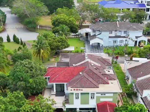 Video Image 1