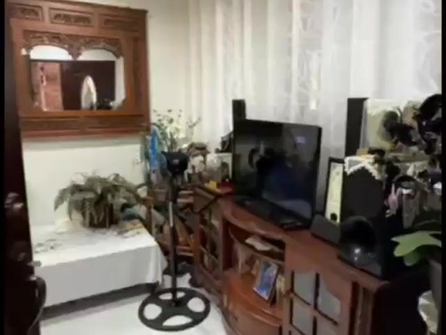 Video Image 1