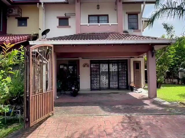 Video Image 1