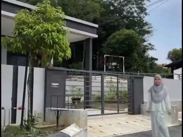 Video Image 1