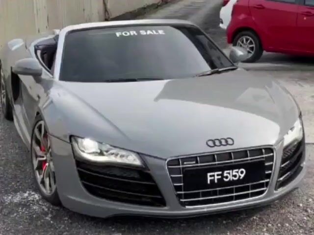 2010/2013 Audi R8 5.2 FSI QUATTRO (A) - 1