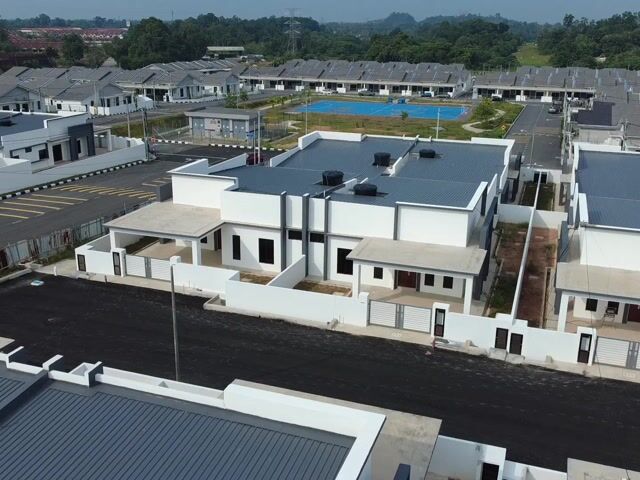 Video Image 1