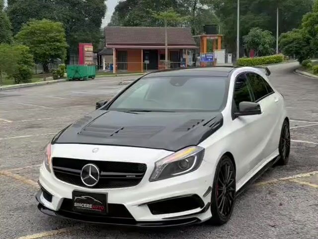 MERCEDES BENZ A180 1.6 AMG CALIPER PANAROOF A45KiT - 1