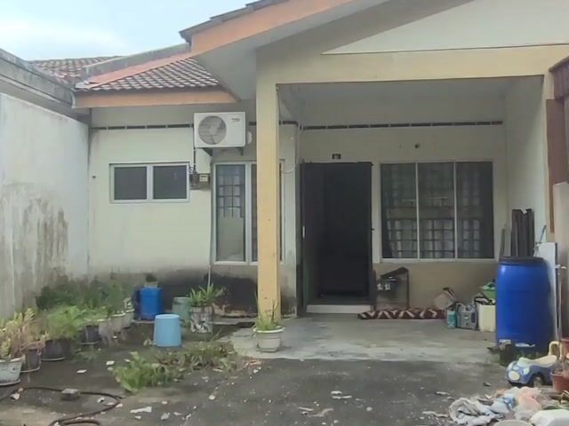 Video Image 1