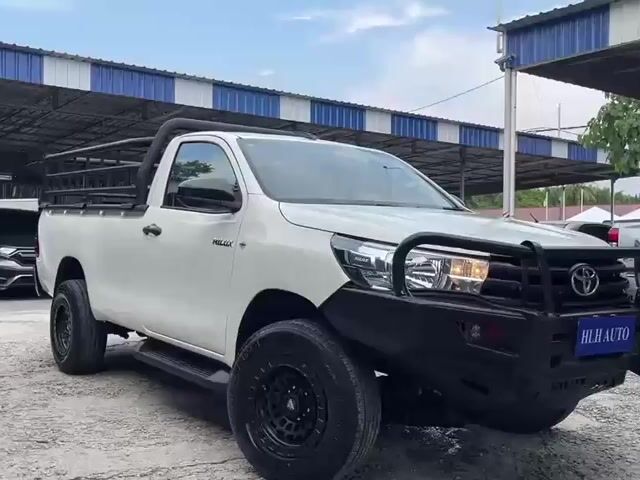 2024 Toyota HILUX 2.4 MT (M) Full Service Toyota - 1