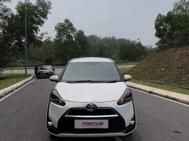 2017ToyotaSienta V-Spec 1.5(A)WelcomeFullLoanBuyer - 1