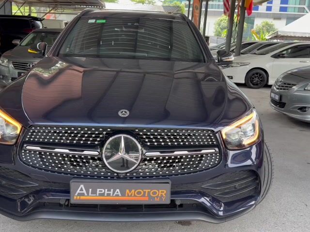 Mercedes Benz GLC300 2.0 AMG NICE NUM HARGA LELONG - 1