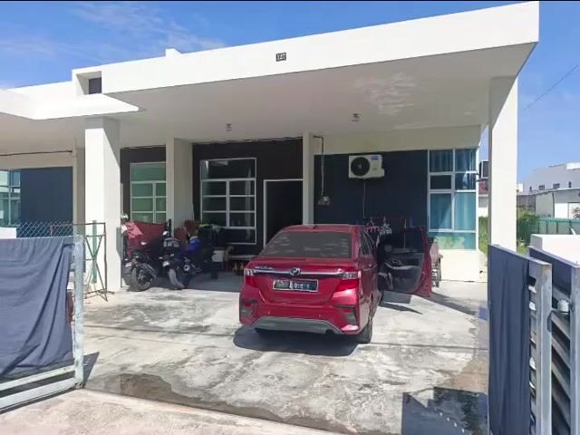 Video Image 1