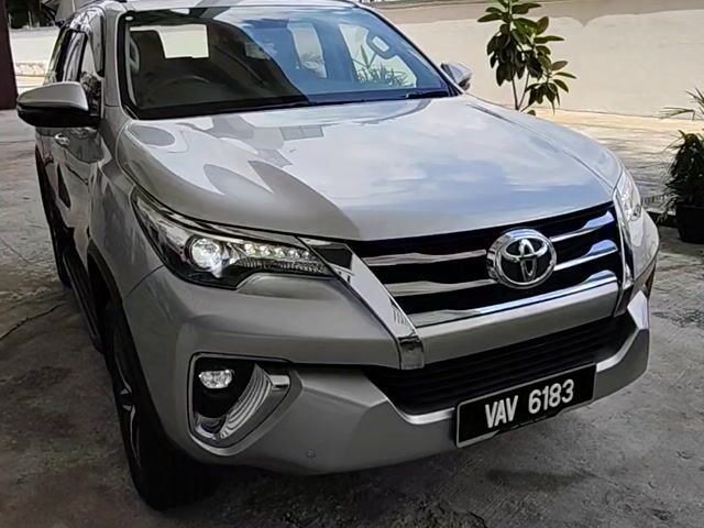 2017 Toyota FORTUNER 2.7 SRZ 4x4 (A) - 1