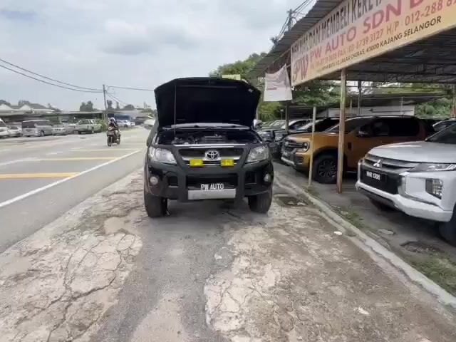 Toyota HILUX 2.5(A)VIGO D/C G D4D 4spd 4X4 pickups - 1