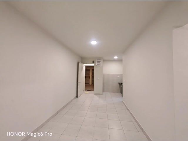 Video Image 1