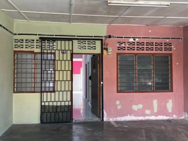 Video Image 1