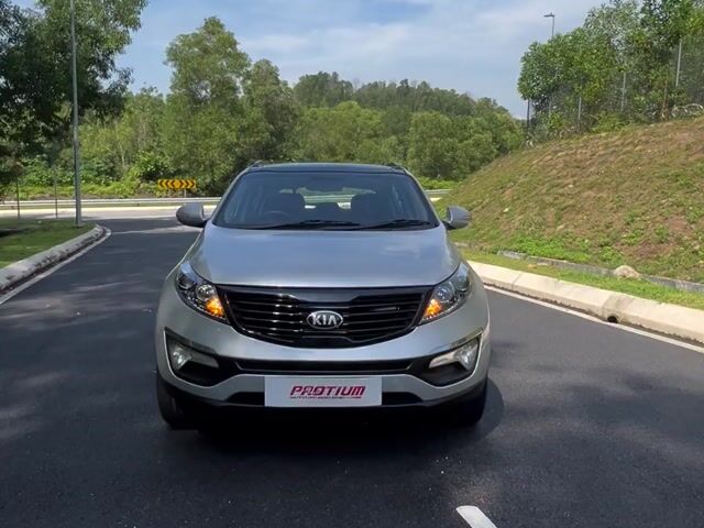 2014 Kia Sportage AWD 2.0 (A) B/ListBolehLoanKedai - 1