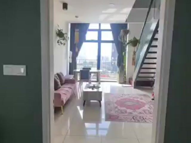 Video Image 1