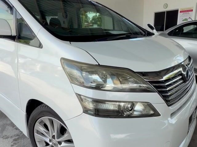 Toyota VELLFIRE 2.4 Z PLATINUM FULLSPEC LiKENEW S - 1