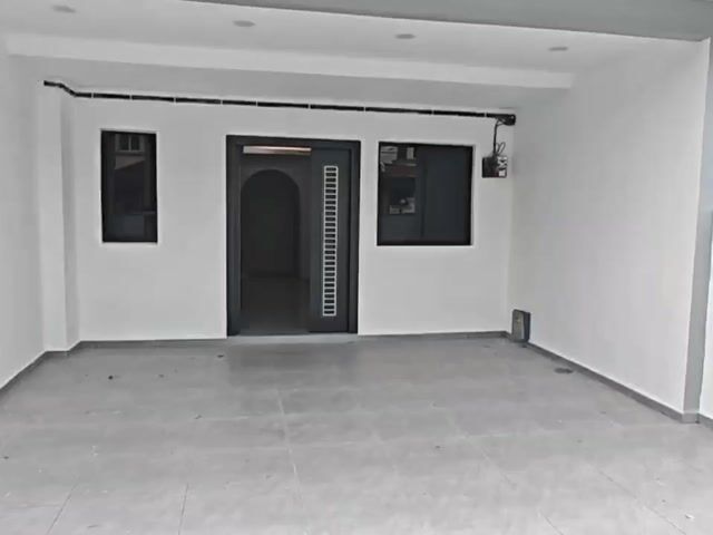 Video Image 1