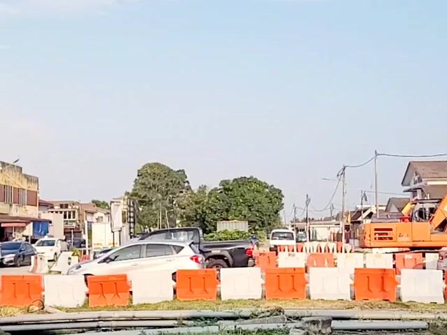Video Image 1