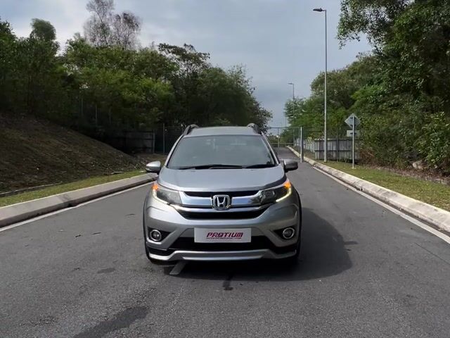 2019 Honda BR-V V-Spec 1.5 (A)WelcomeFullLoanBuyer - 1