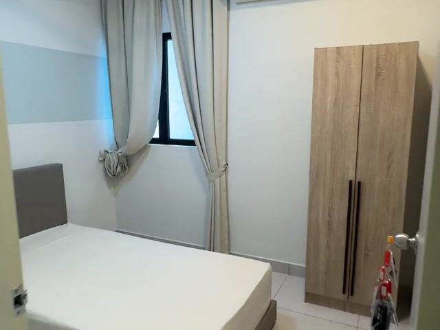 Video Image 1