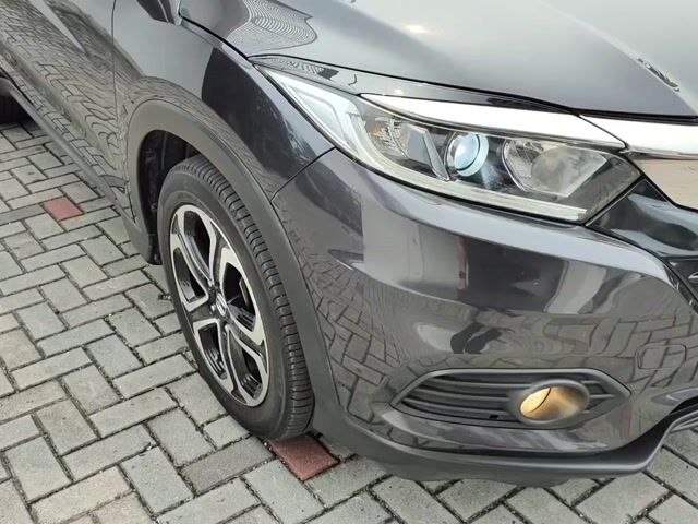 Honda HR-V 1.8 E REVERSE CAM KEYLESS PUSH START - 1