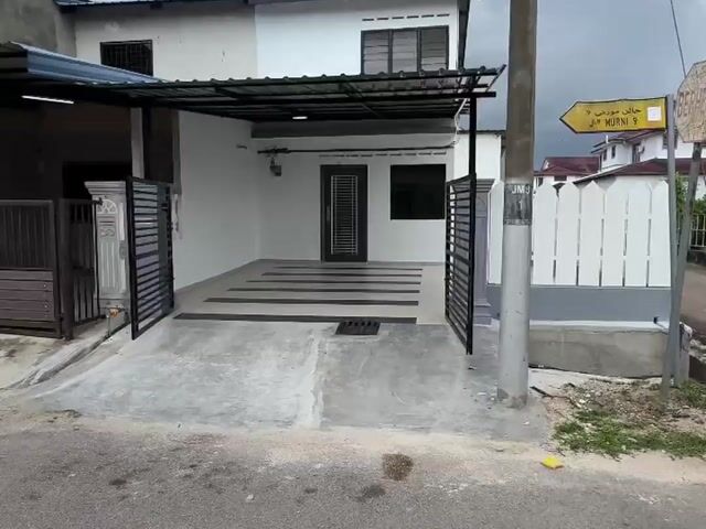 Video Image 1