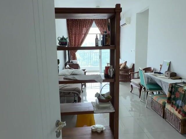 Video Image 1