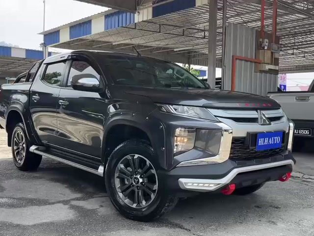 2021 Mit Triton 2.4 VGT Prem (A) Full Service Recd - 1