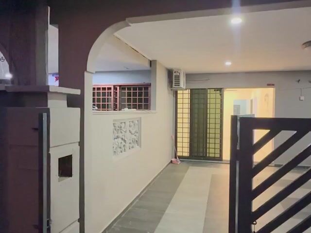 Video Image 1