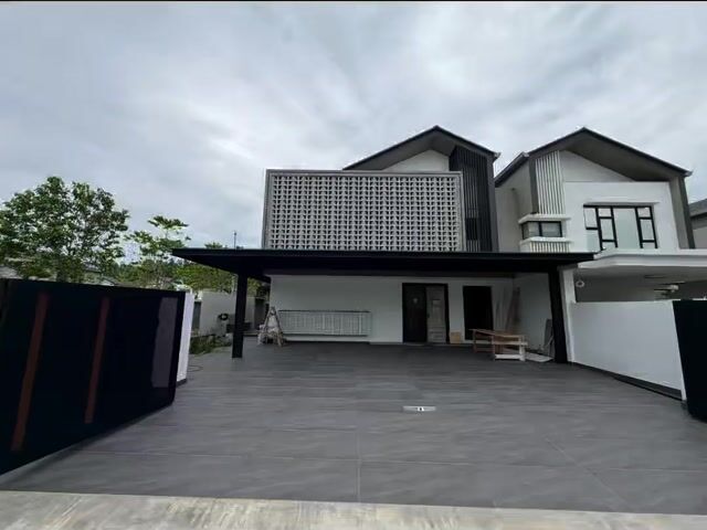 Video Image 1