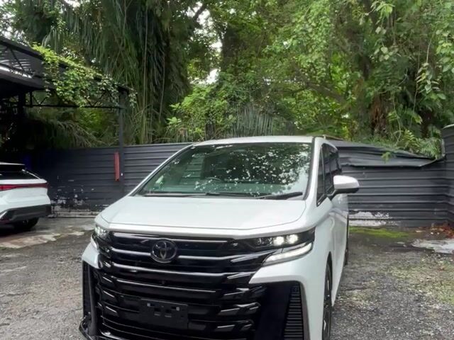 2023 Toyota VELLFIRE 2.4 Z PREMIER BLACK INTERIOR - 1