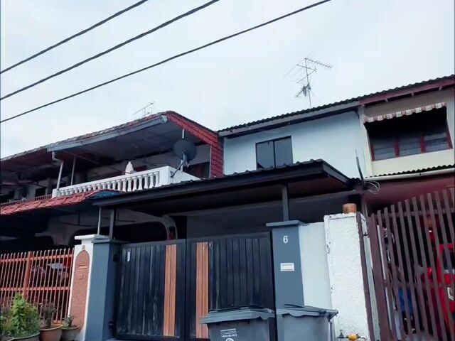 Video Image 1