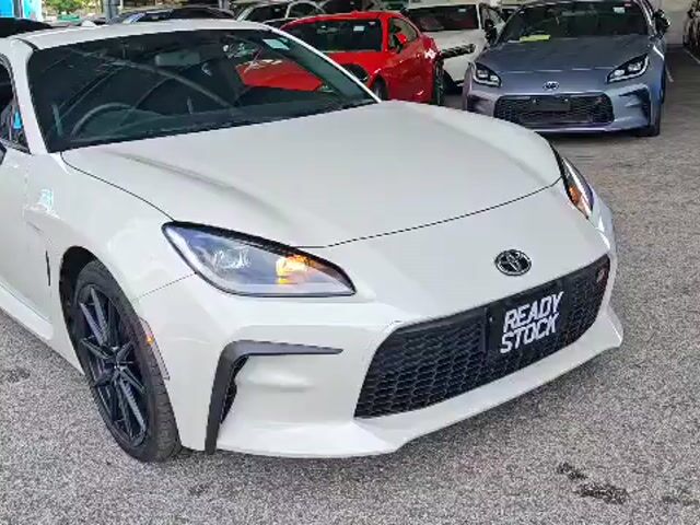 2024 Toyota GR86 2.4 RZ (A) GRADE 5A-4K MILEAGE - 1