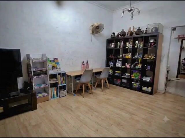 Video Image 1