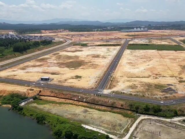 Video Image 1