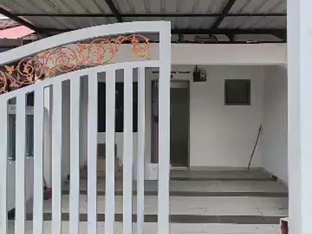 Video Image 1