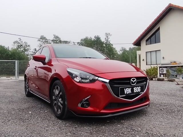 2017 Mazda 2 1.5 HB Hi LED, Mazda svc, 78k km ori - 1