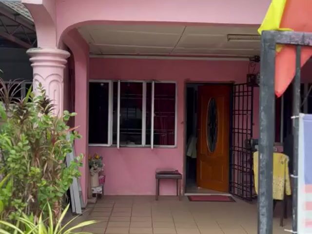 Video Image 1