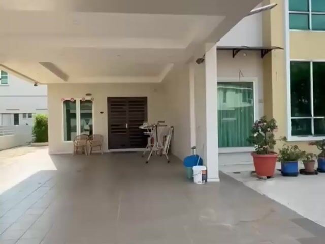 Video Image 1
