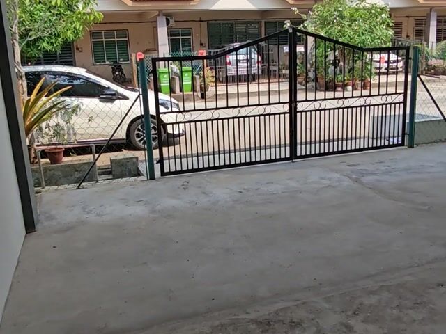 Video Image 1