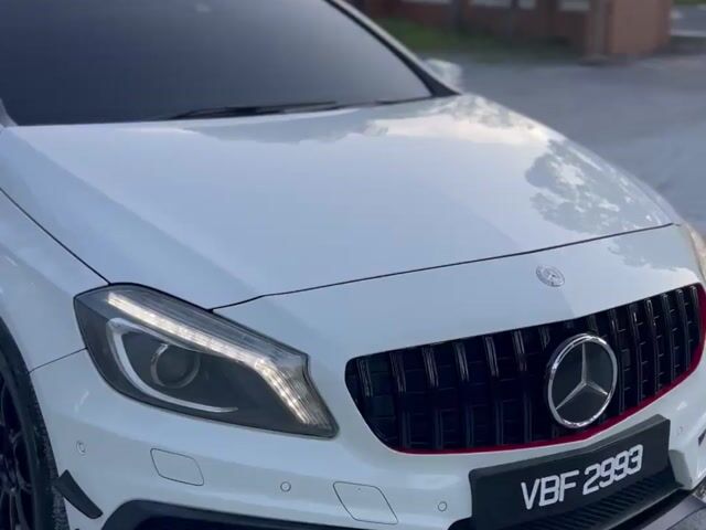 2013 Mercedes Benz A-CLASS 1.6 180 SE (A) - 1