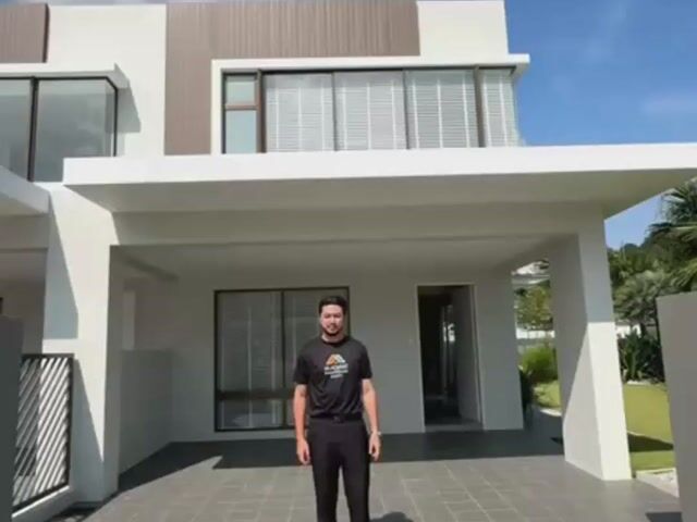 Video Image 1