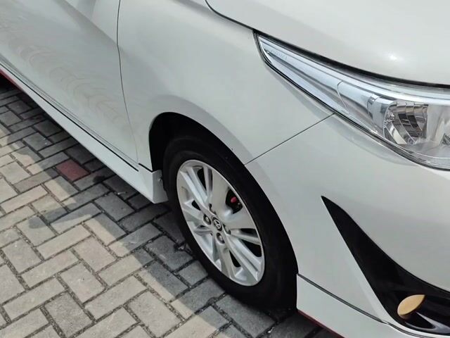 Toyota VIOS 1.5 E PUSH START 360" CAMERA D/LIGHT - 1