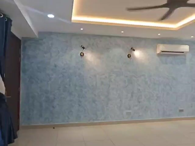 Video Image 1