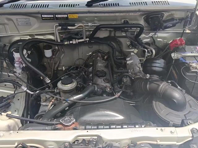 2004 Toyota UNSER 1.8 LGX (M) - 1