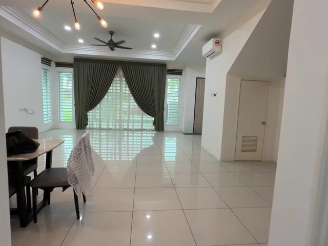 Video Image 1