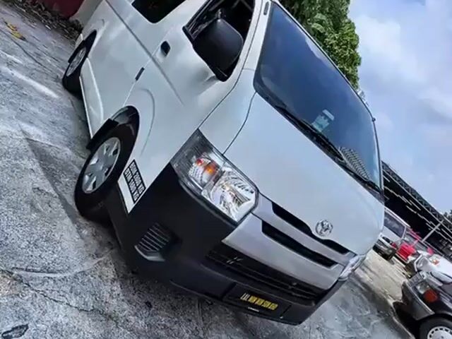Toyota HIACE 3.0 SEMI PANEL * OTR W/O INS & R/TAX - 1