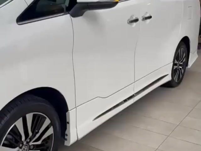 TOYOTA ALPHARD 2.5 SC - Mid-Year Promo - 1