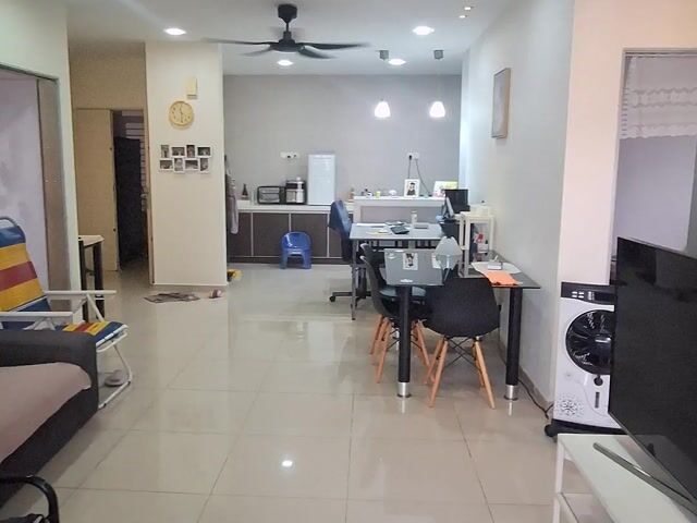 Video Image 1